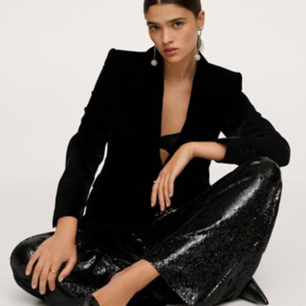 NWOT MANGO Velvet structured blazer XS